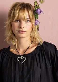 Halsband "Anita" i-Gudrun Sjödén Best