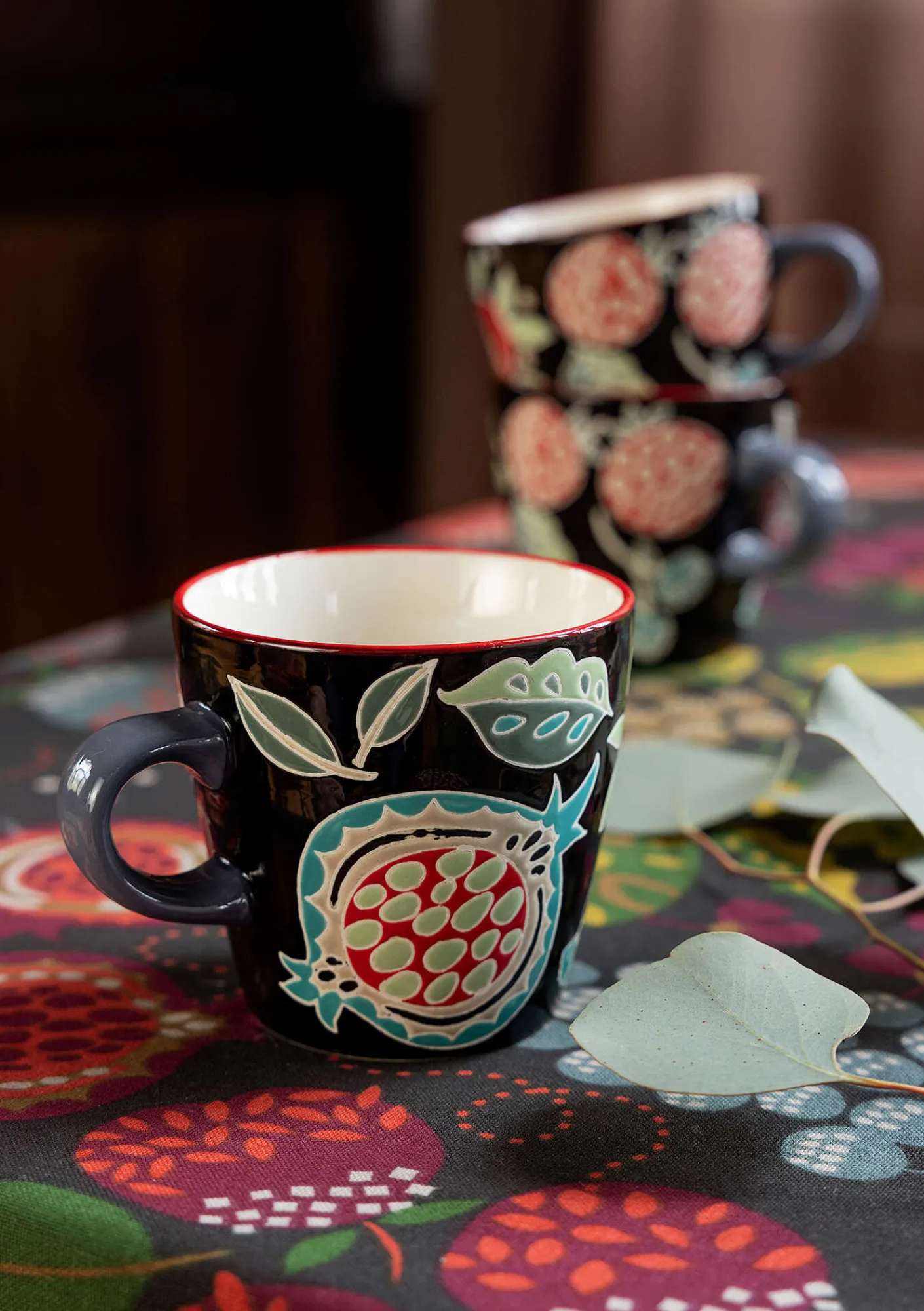 Mugg "Fruits" i keramik-Gudrun Sjödén Outlet