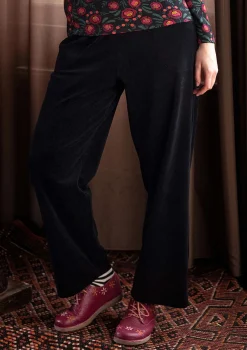 Velourbyxa "Nora" i ekologisk bomull/återvunnen polyester-Gudrun Sjödén