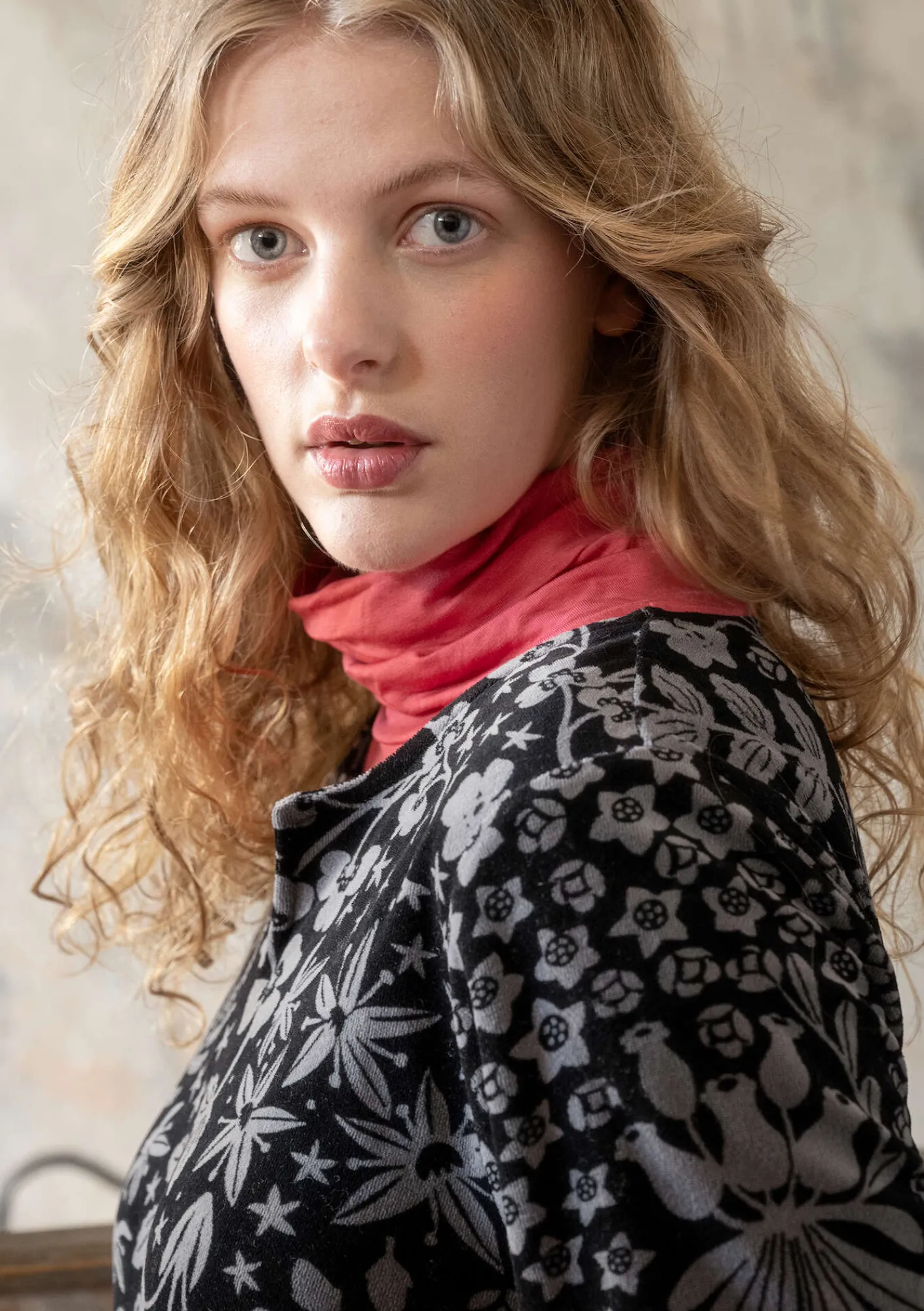 Velourklänning "Katla" i ekologisk bomull/återvunnen polyester-Gudrun Sjödén Sale