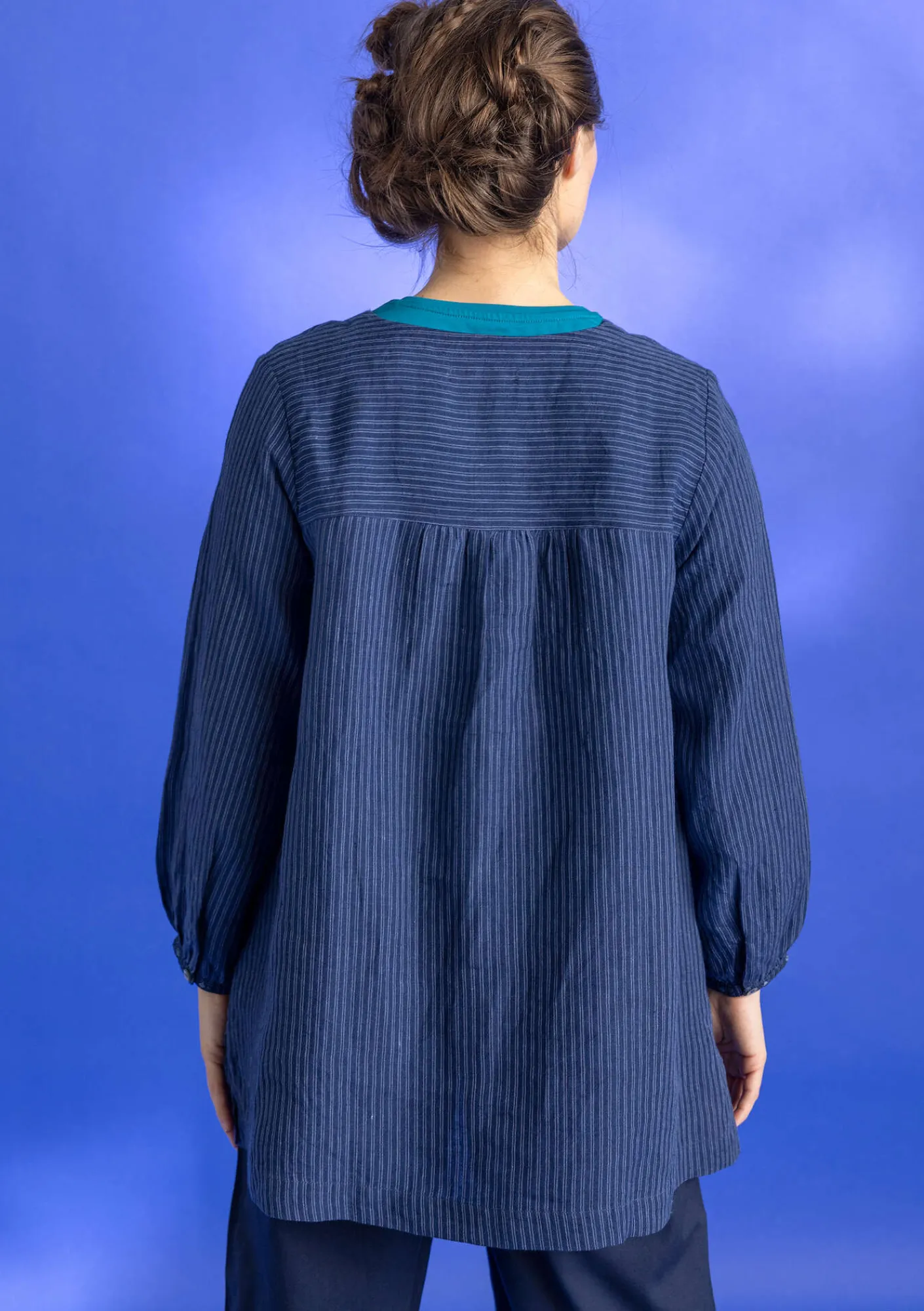 Vävd artistblus ”Asta” i lin-Gudrun Sjödén Best