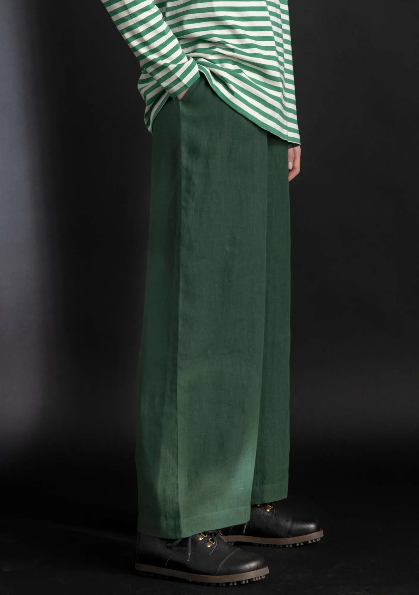 Vävd byxa ”Asta” i lin-Gudrun Sjödén